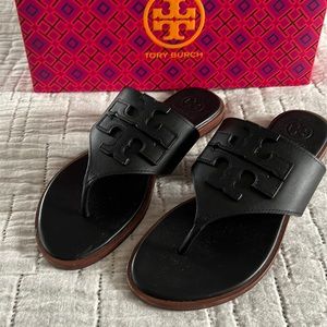 Tory Burch black leather Sandals Thong LIKE NEW